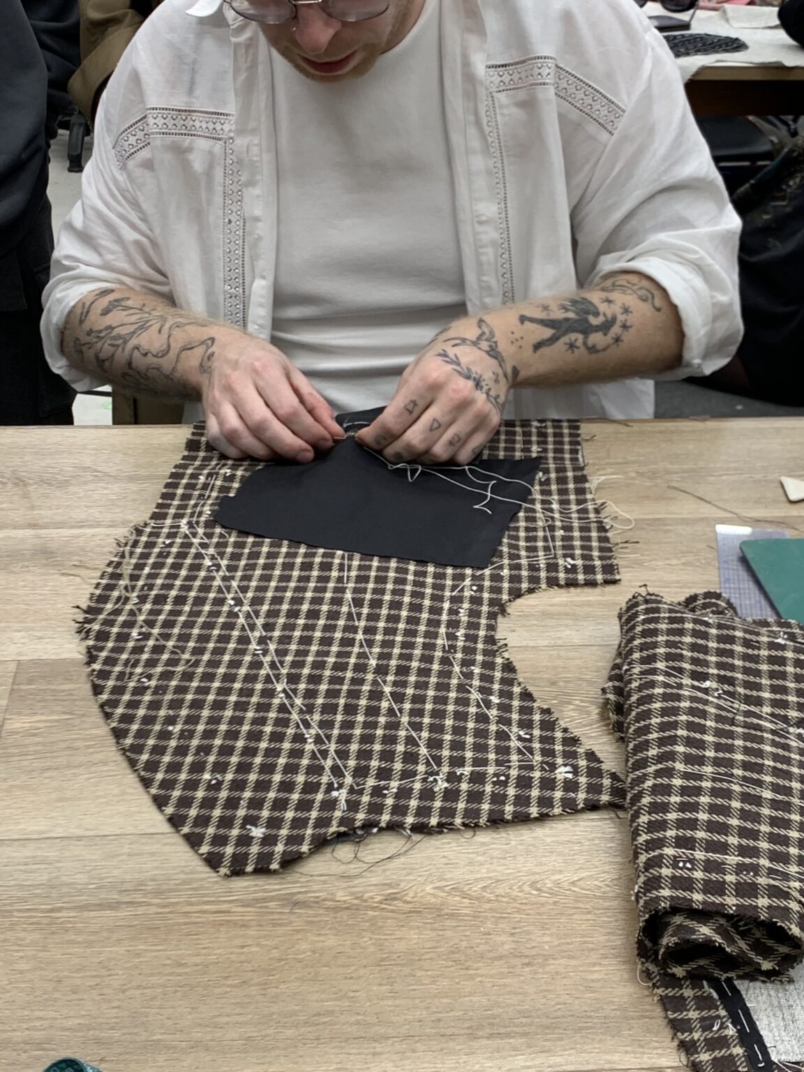 Pocket demonstration